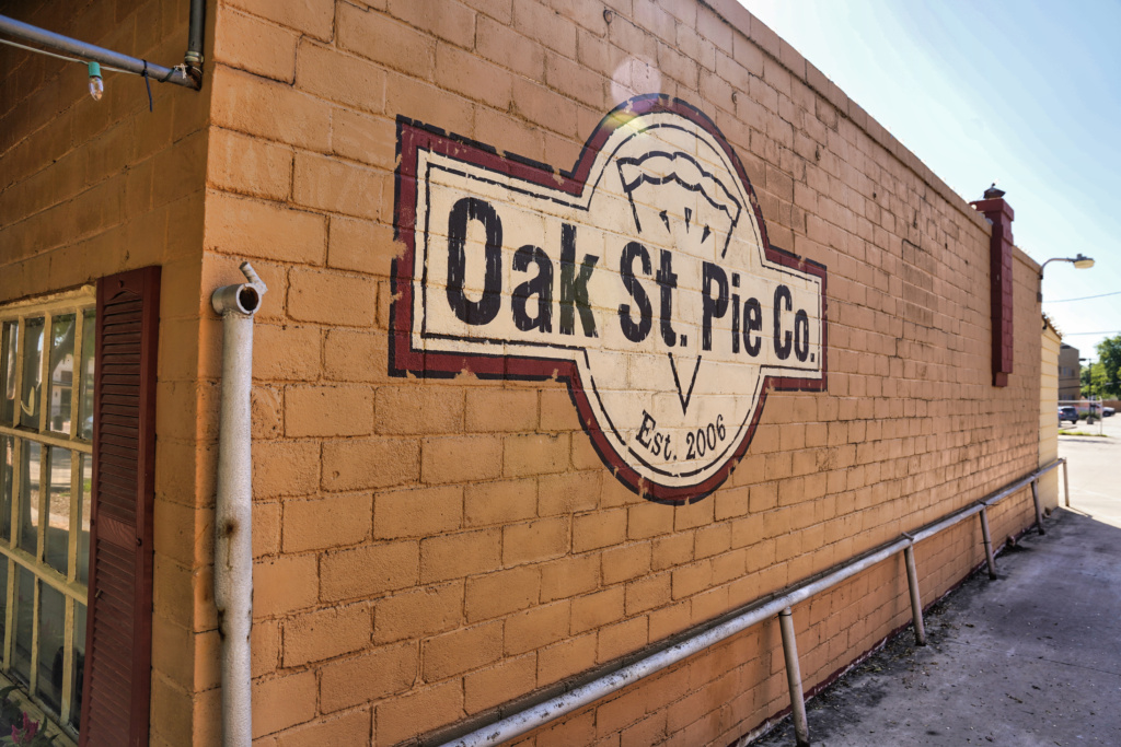 Oak Street Pie Roanike Texas